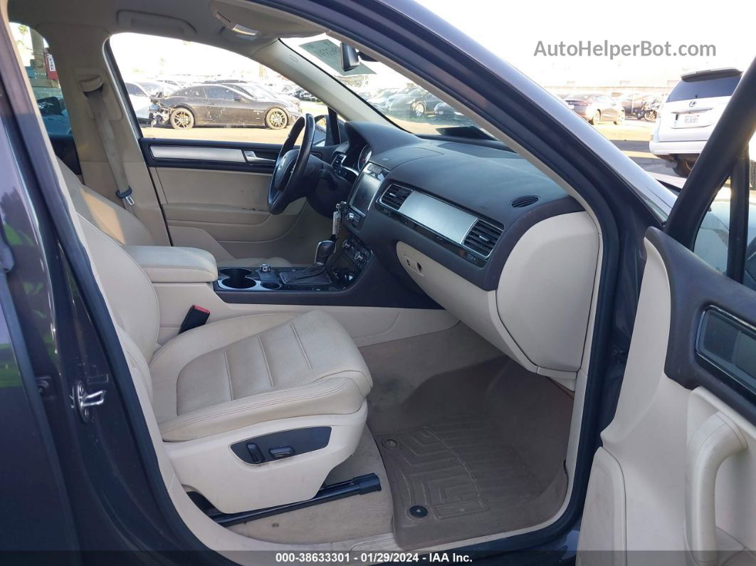 2012 Volkswagen Touareg Vr6 Sport Серый vin: WVGFF9BP4CD004097