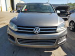 2012 Volkswagen Touareg V6 Серебряный vin: WVGFF9BP6CD003744