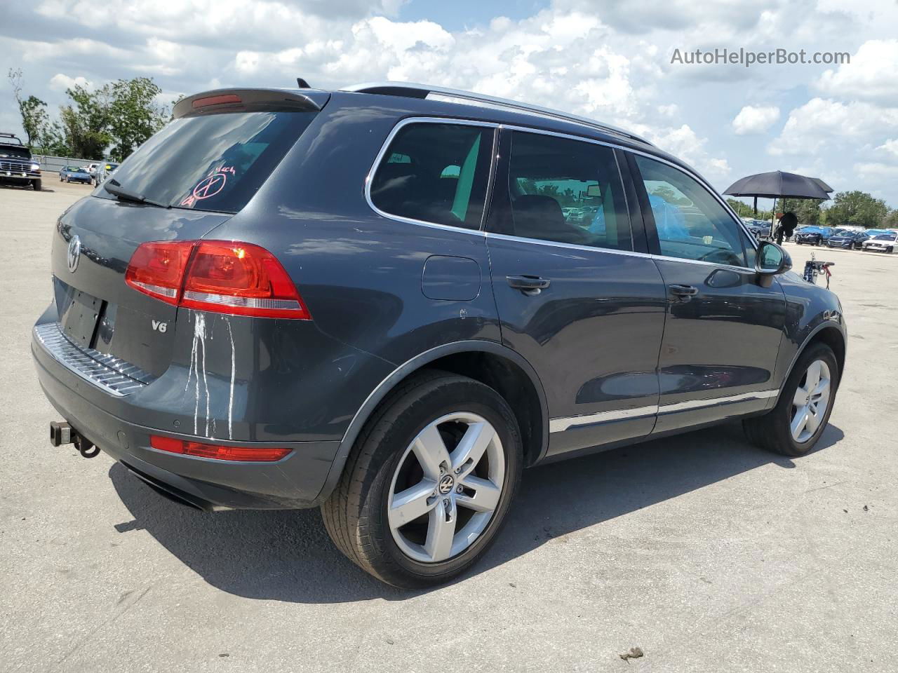 2012 Volkswagen Touareg V6 Серый vin: WVGFF9BP9CD004130