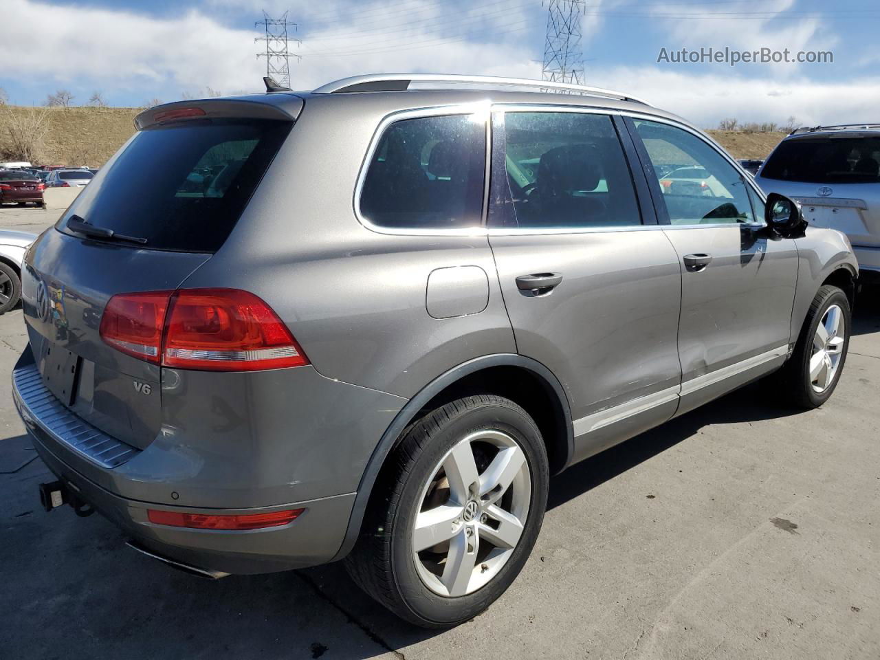 2012 Volkswagen Touareg V6 Серый vin: WVGFF9BPXCD003861