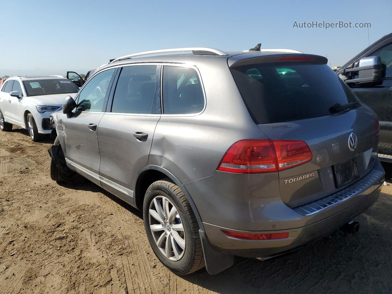 2012 Volkswagen Touareg V6 Gray vin: WVGFF9BPXCD005206