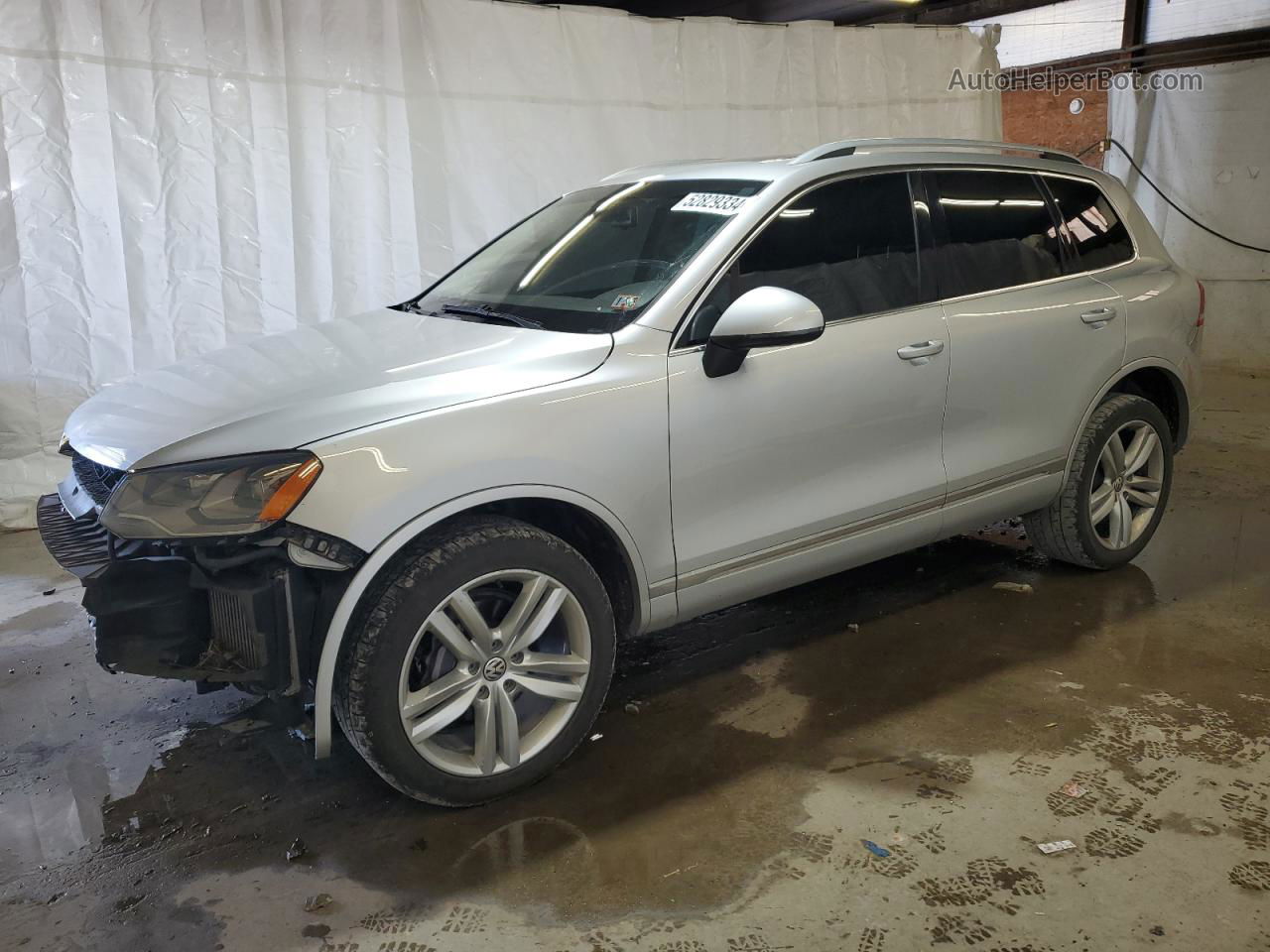 2012 Volkswagen Touareg V6 Tdi Silver vin: WVGFK9BP1CD001458