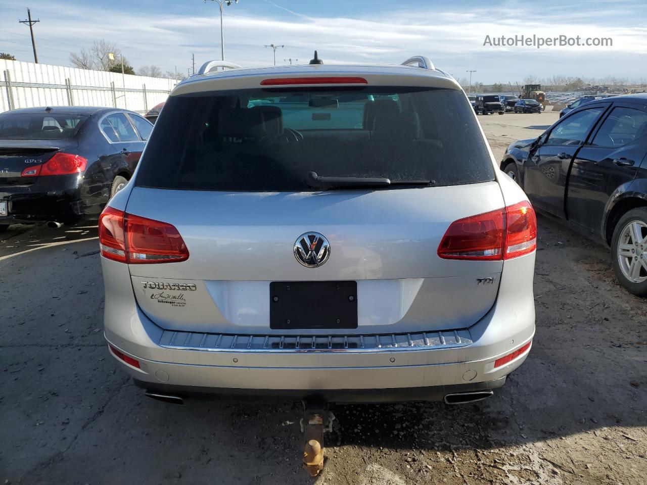 2012 Volkswagen Touareg V6 Tdi Silver vin: WVGFK9BP3CD003082