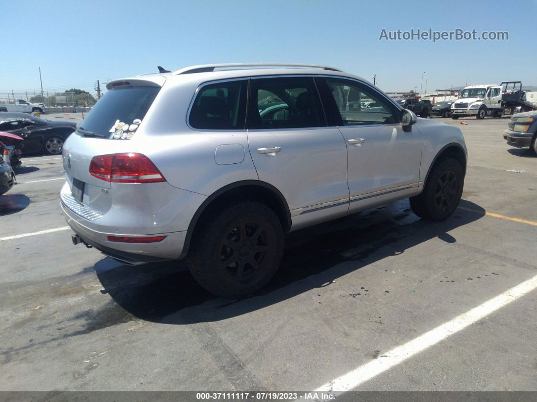 2012 Volkswagen Touareg Lux Silver vin: WVGFK9BP3CD003390