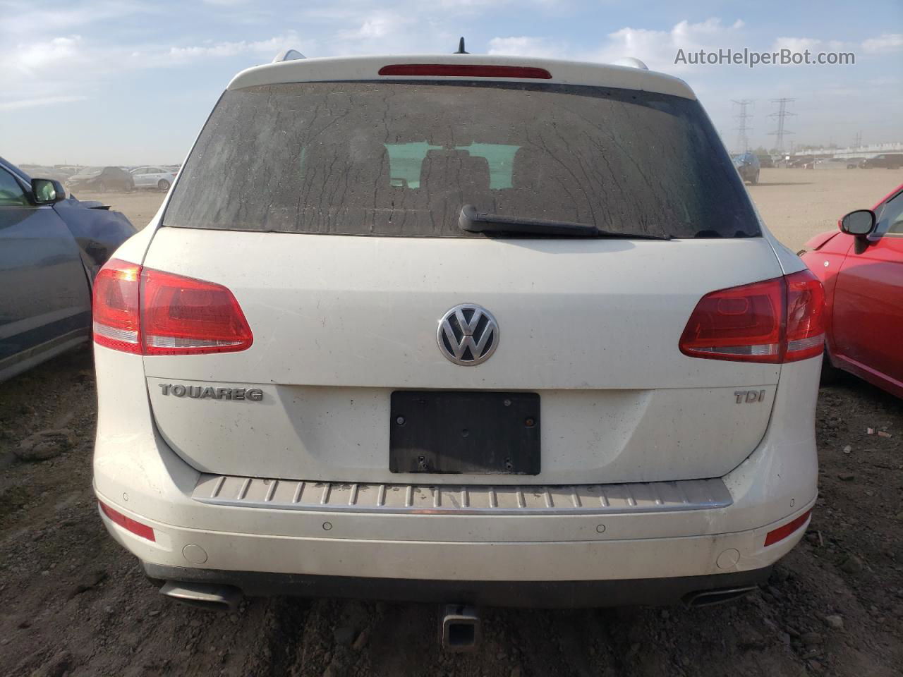 2012 Volkswagen Touareg V6 Tdi White vin: WVGFK9BP4CD000076