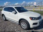 2012 Volkswagen Touareg Tdi Sport White vin: WVGFK9BP6CD004372