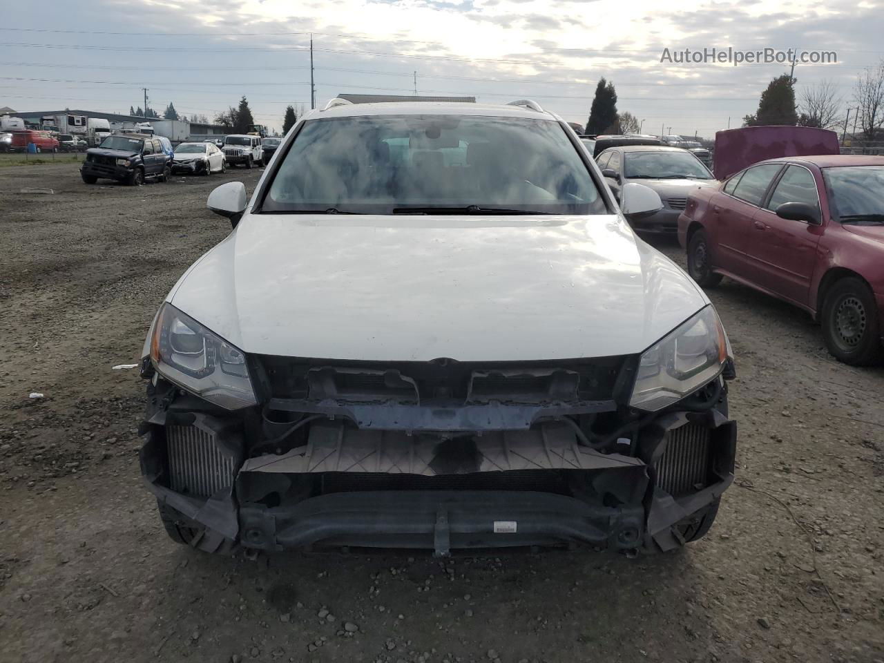 2012 Volkswagen Touareg V6 Tdi White vin: WVGFK9BP9CD003541