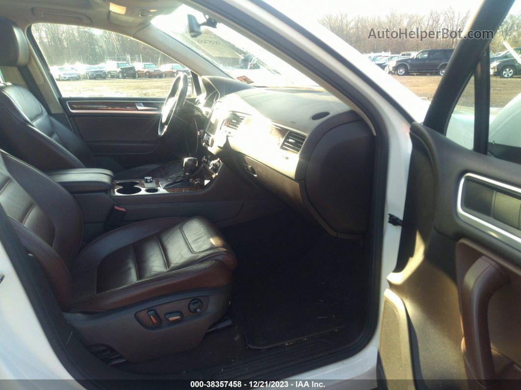 2012 Volkswagen Touareg Tdi Lux Белый vin: WVGFK9BPXCD001927