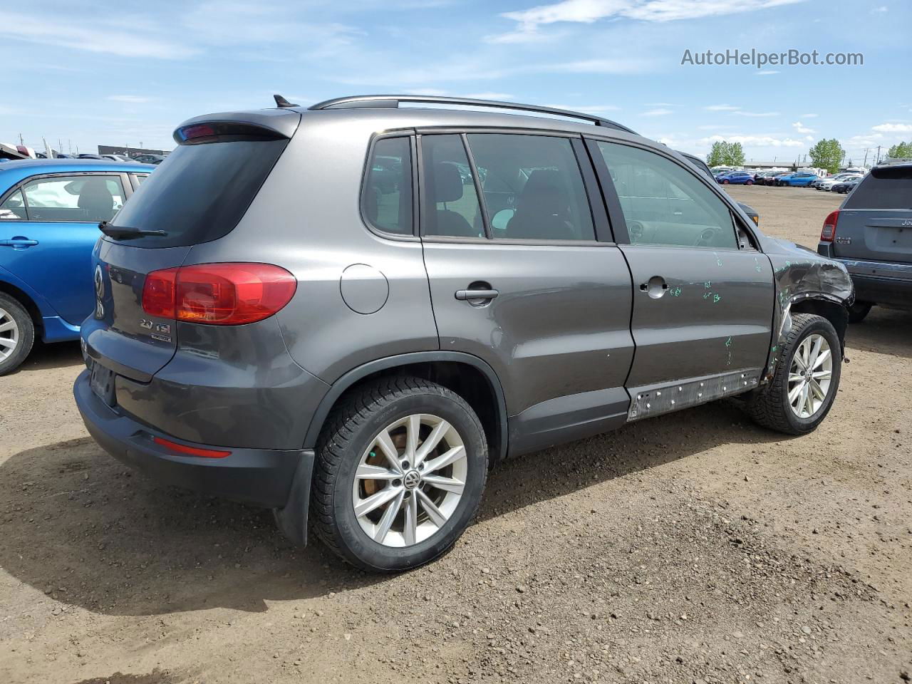 2013 Volkswagen Tiguan S Gray vin: WVGJV3AX0DW604214