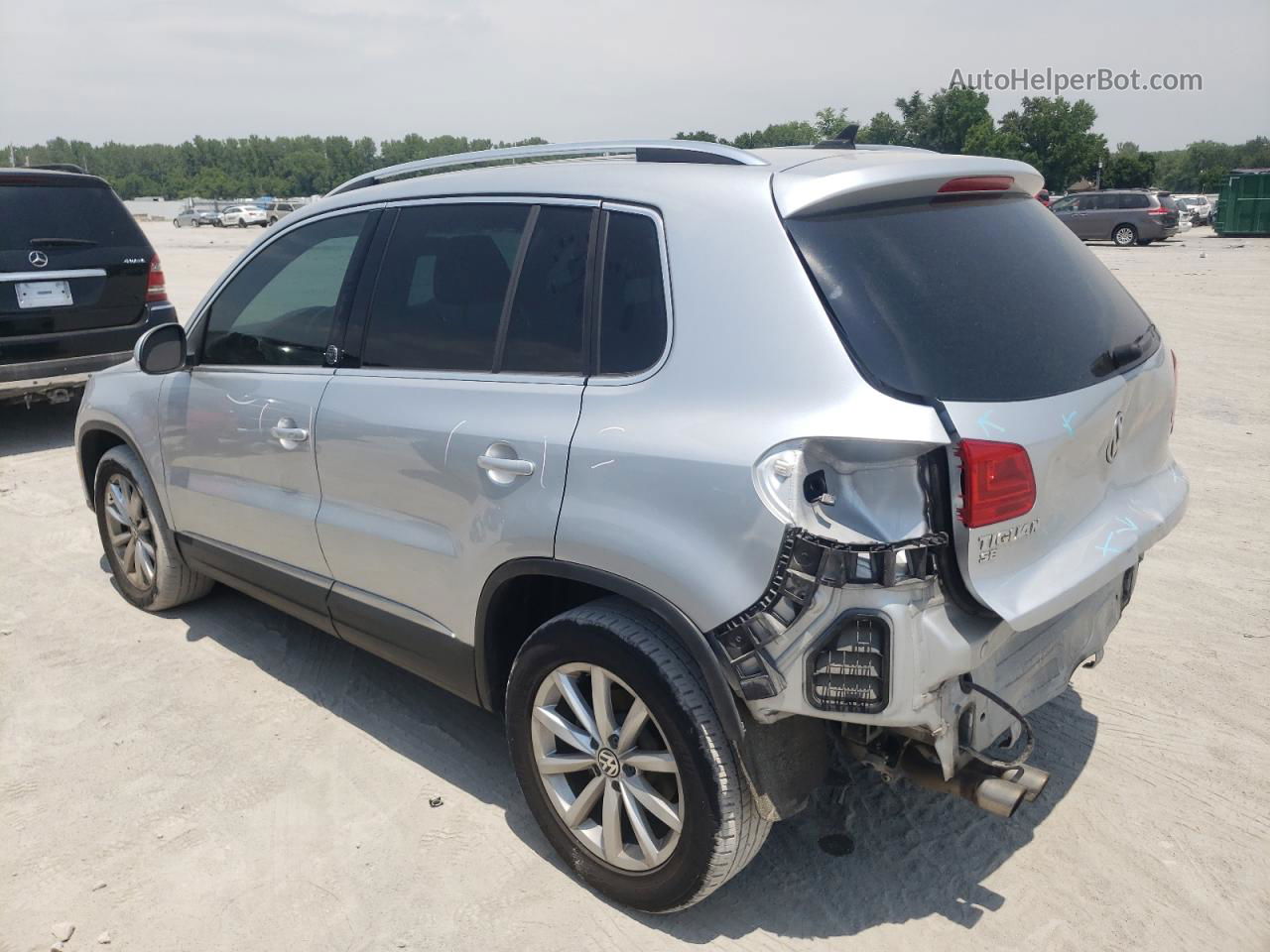 2017 Volkswagen Tiguan Wolfsburg Серебряный vin: WVGRV7AX1HK014269