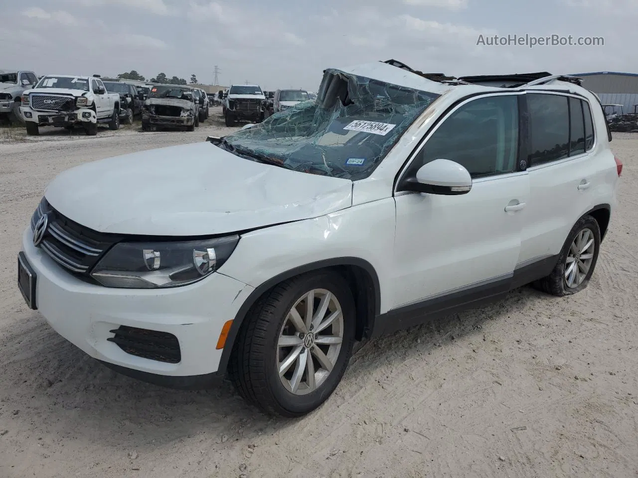 2017 Volkswagen Tiguan Wolfsburg White vin: WVGRV7AX2HW507600