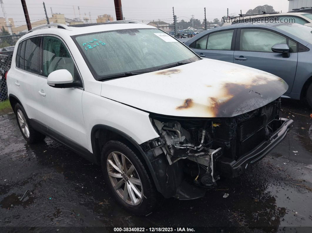 2017 Volkswagen Tiguan 2.0t Wolfsburg Edition White vin: WVGRV7AX3HW502969