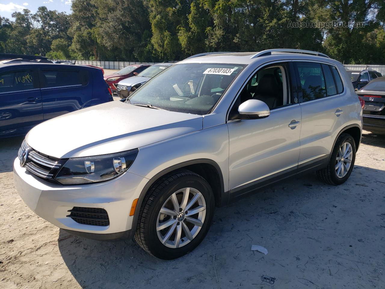 2017 Volkswagen Tiguan Wolfsburg Silver vin: WVGRV7AX6HW503615