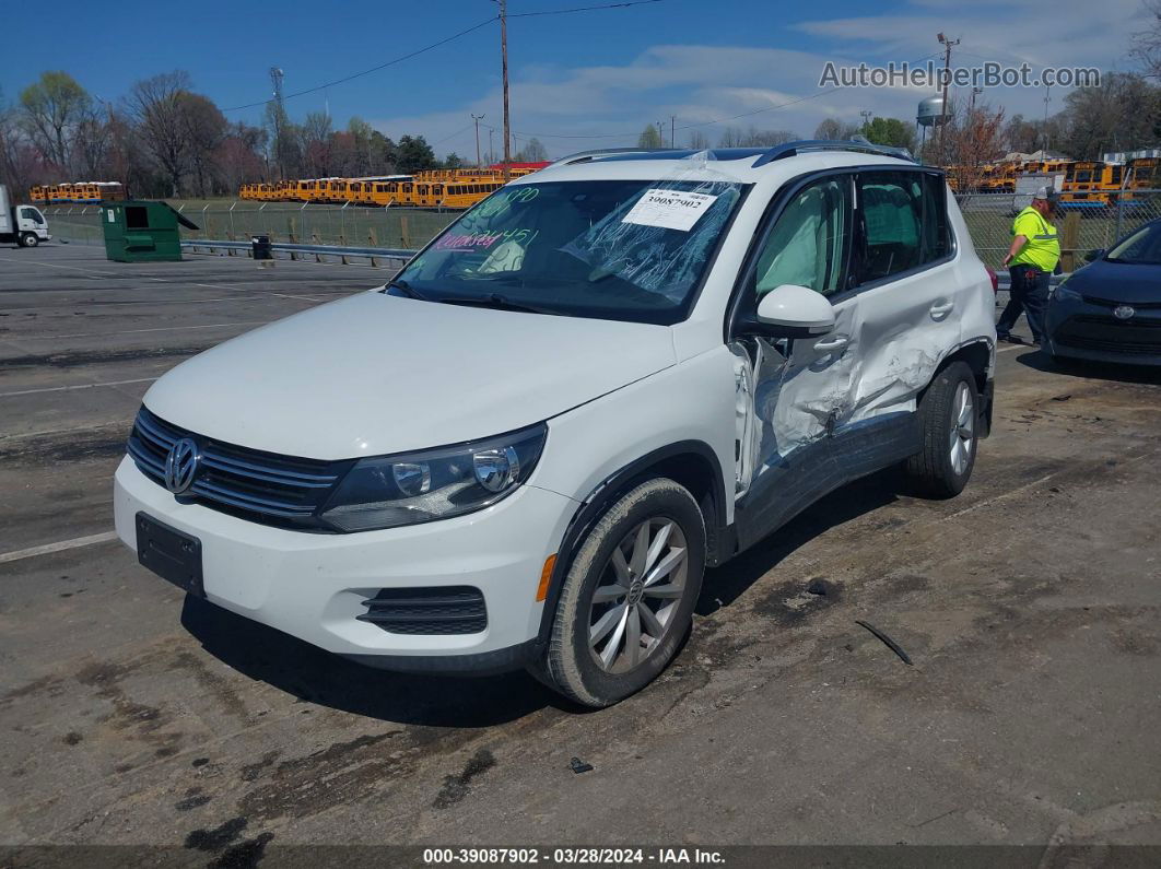 2017 Volkswagen Tiguan 2.0t Wolfsburg Edition White vin: WVGSV7AX4HK026451