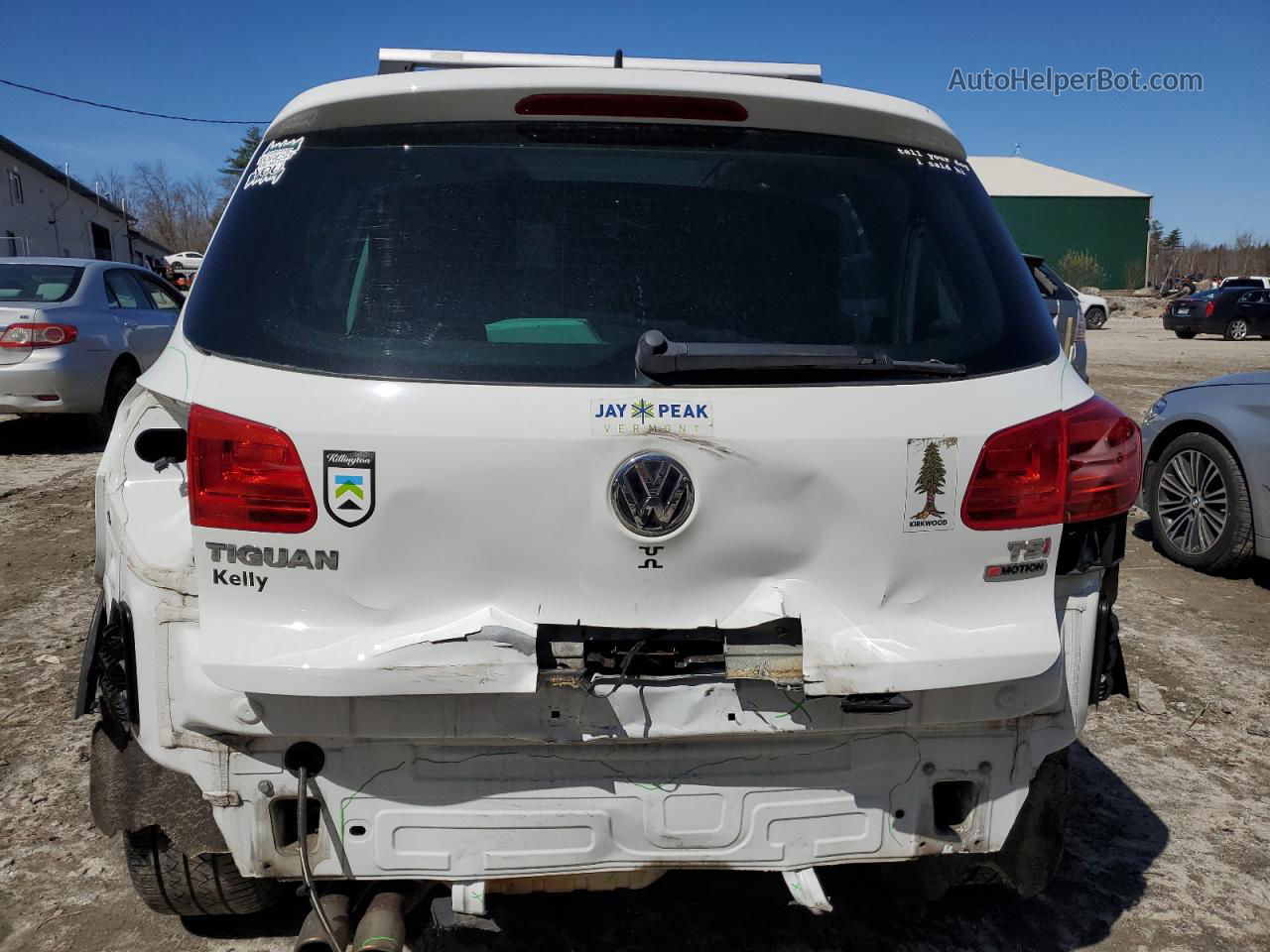 2017 Volkswagen Tiguan Wolfsburg White vin: WVGSV7AX5HK004037