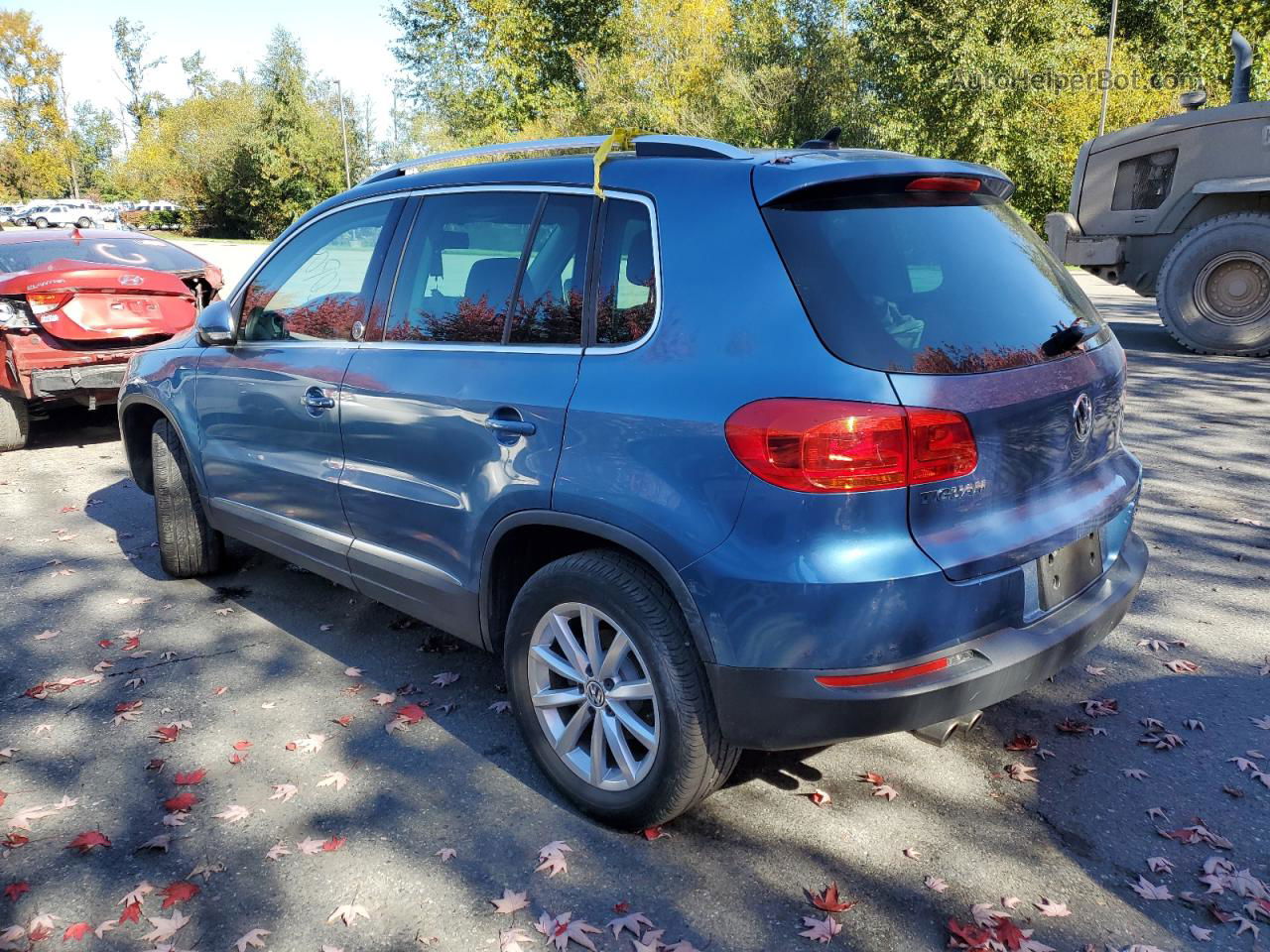 2017 Volkswagen Tiguan Wolfsburg Blue vin: WVGSV7AX5HW513232