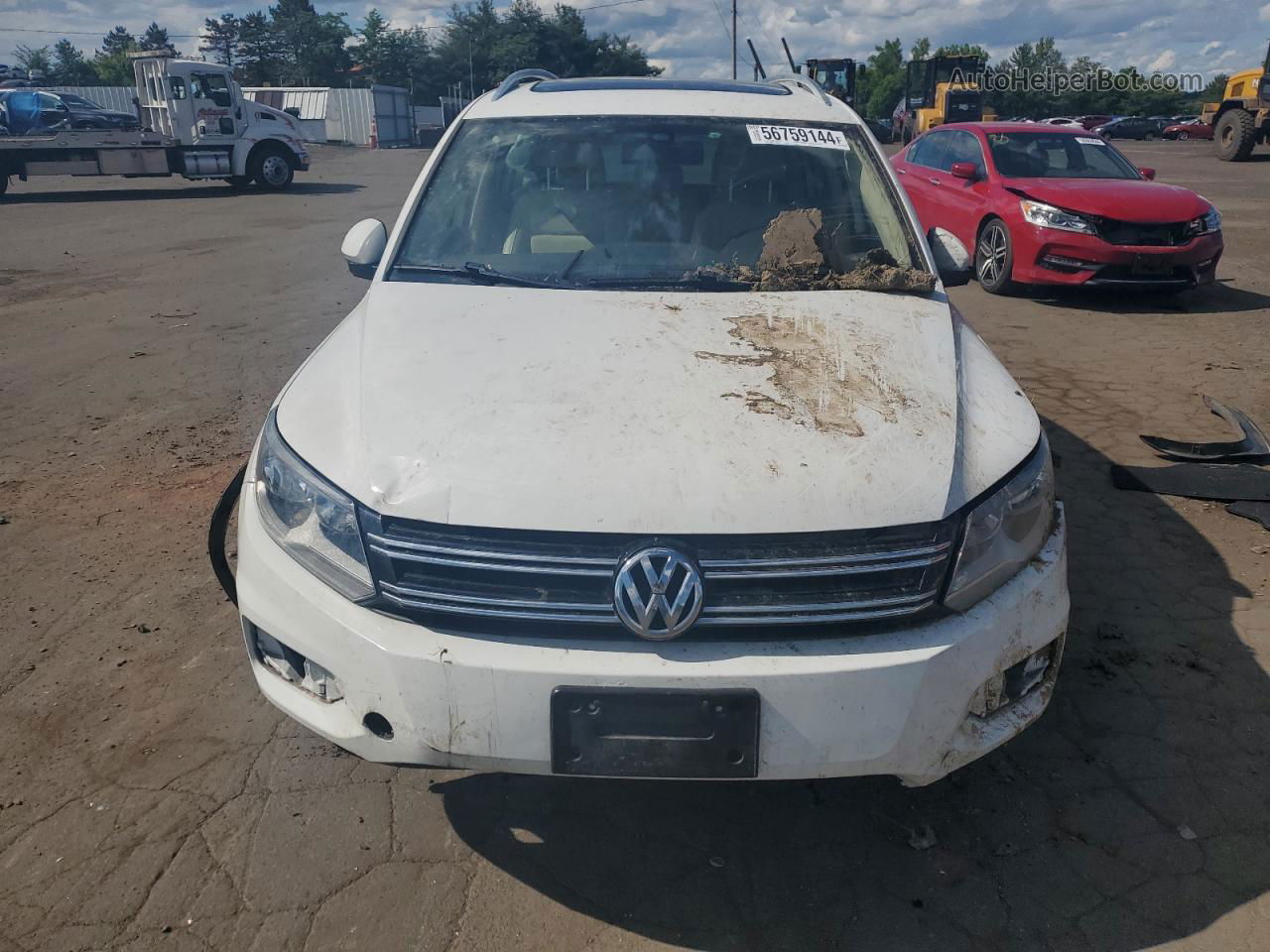 2017 Volkswagen Tiguan Wolfsburg White vin: WVGSV7AX6HK016357