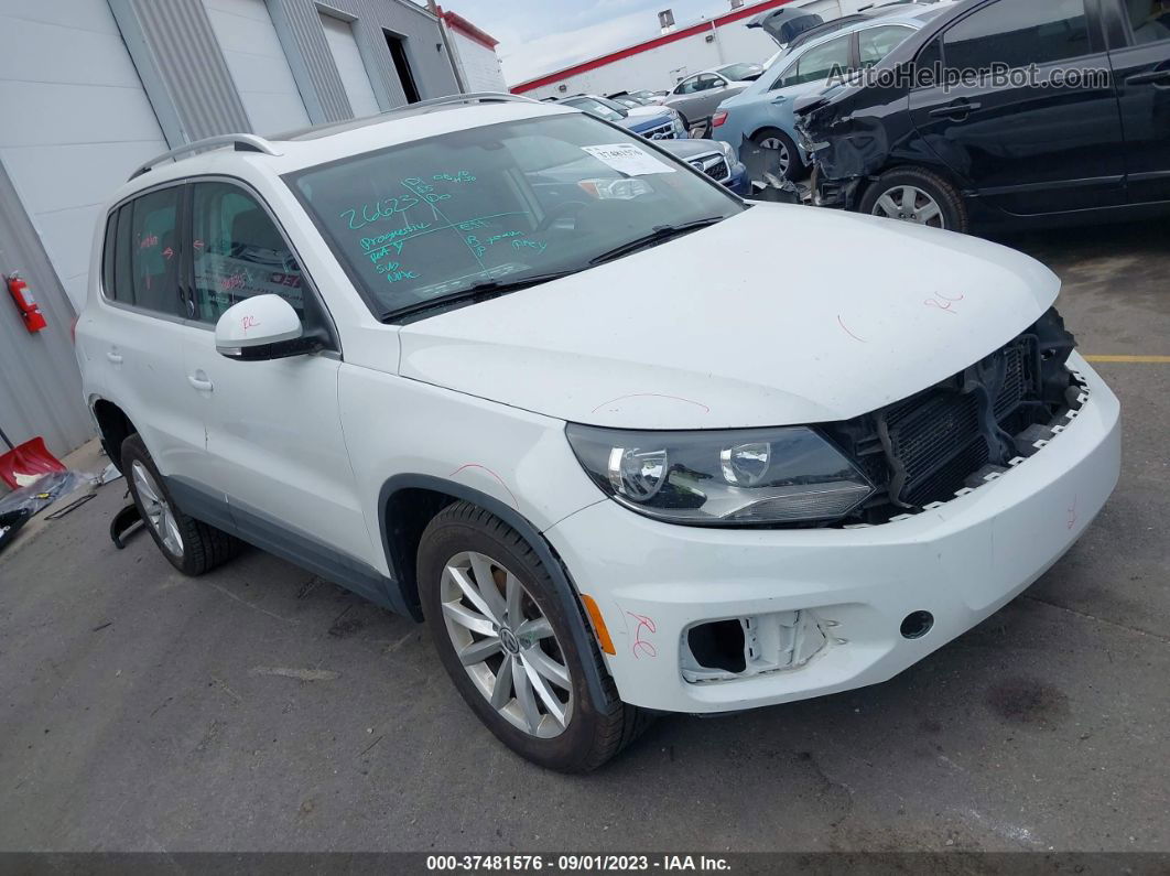 2017 Volkswagen Tiguan 2.0t Wolfsburg Edition White vin: WVGSV7AX9HK019706