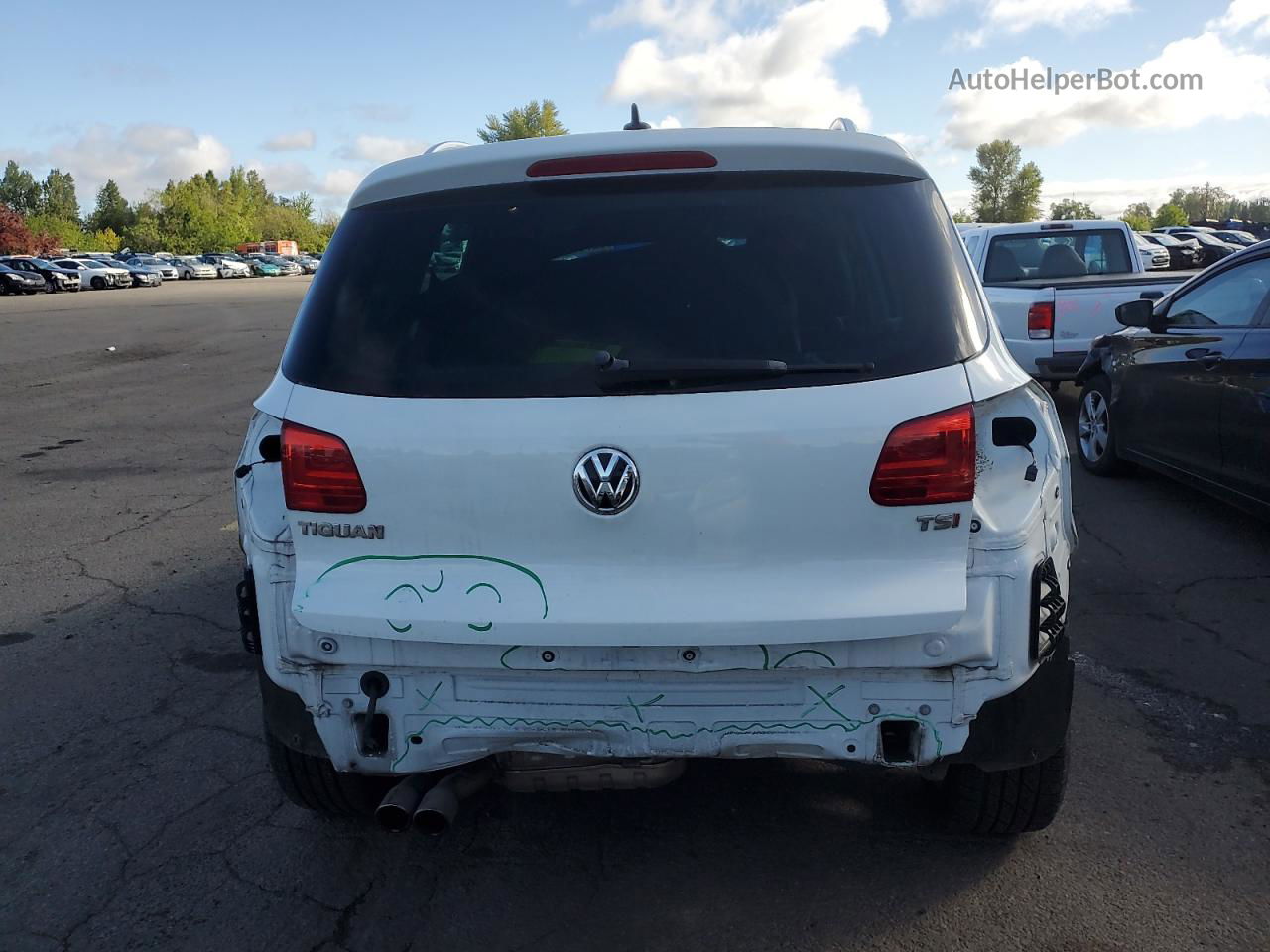 2017 Volkswagen Tiguan Sport White vin: WVGTV7AX1HK037363