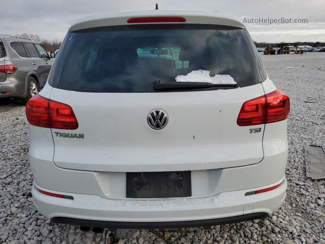 2017 Volkswagen Tiguan Sport White vin: WVGTV7AX2HK020572