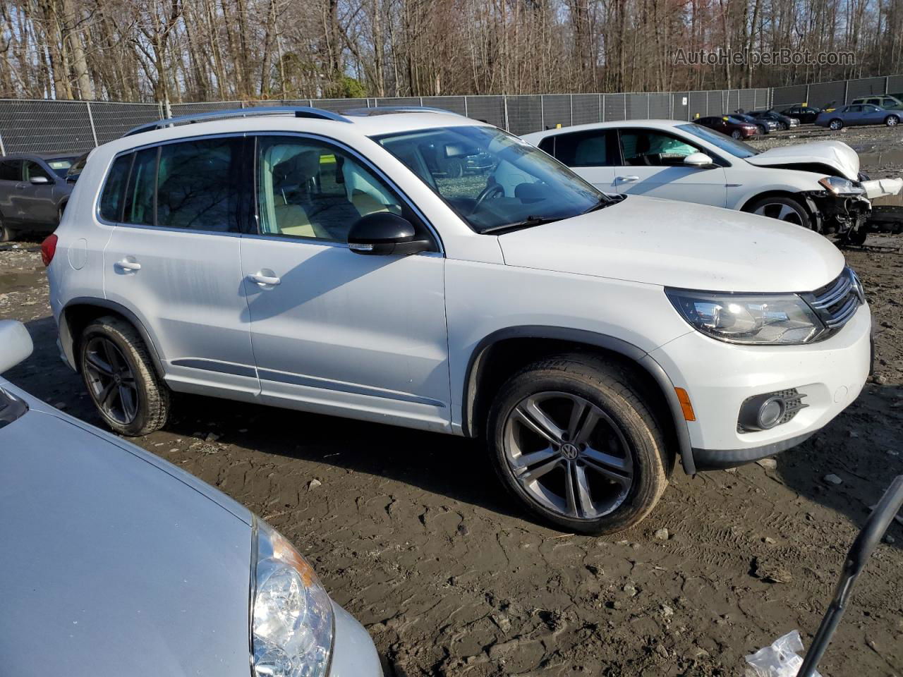 2017 Volkswagen Tiguan Sport White vin: WVGTV7AX3HK010181