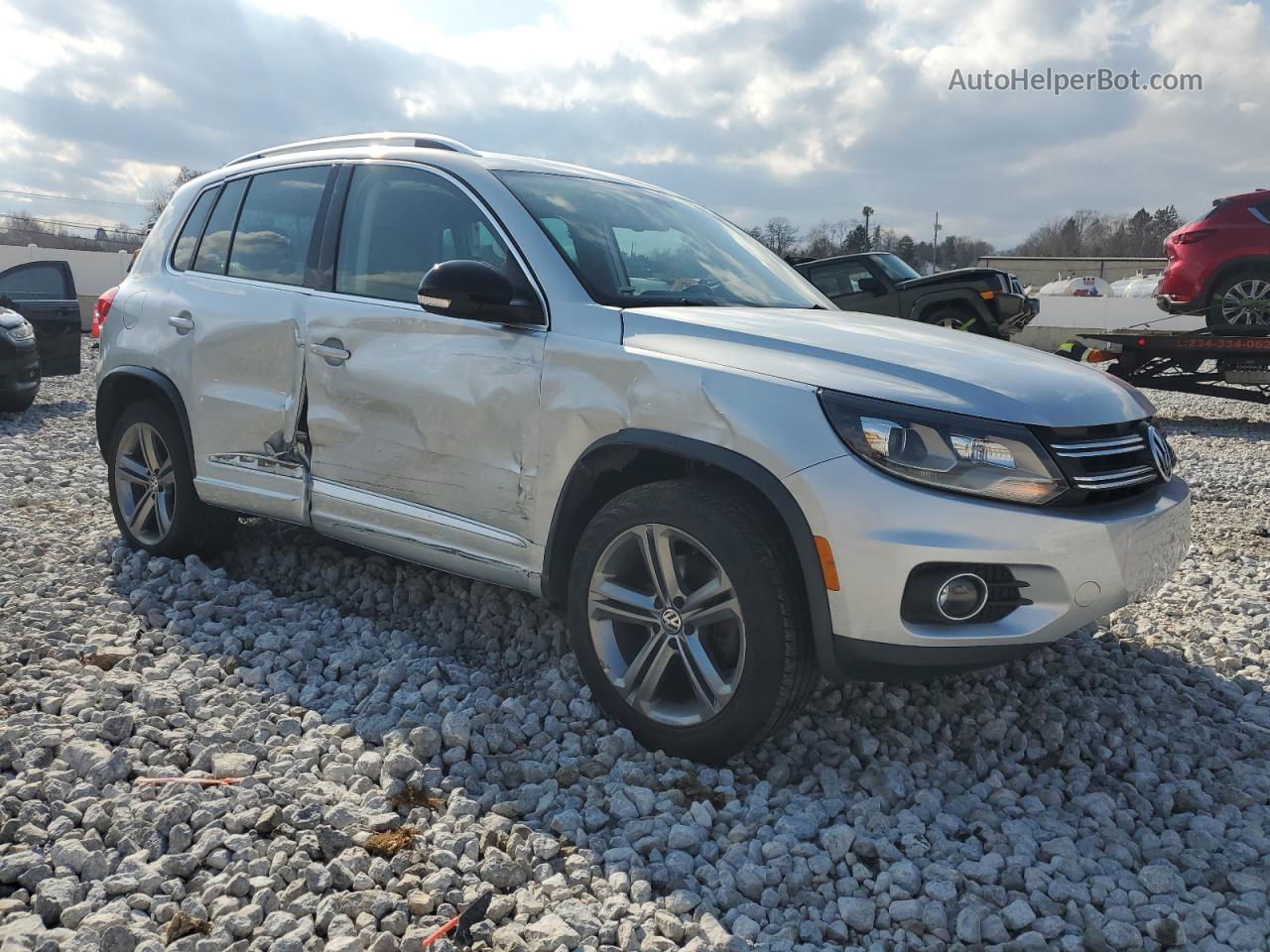 2017 Volkswagen Tiguan Sport Silver vin: WVGUV7AX5HW506595