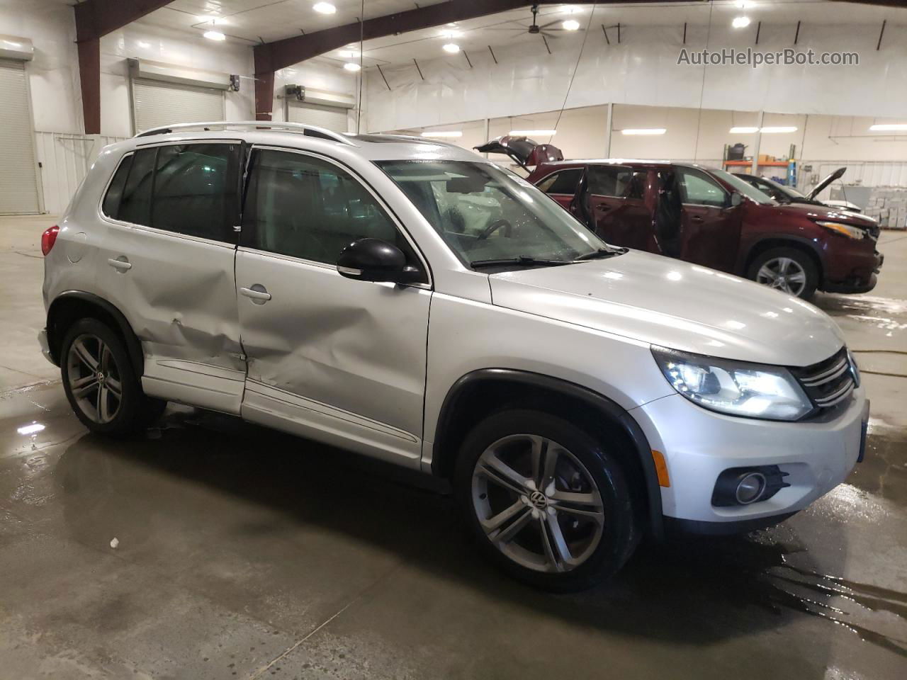 2017 Volkswagen Tiguan Sport Silver vin: WVGUV7AX6HK016349