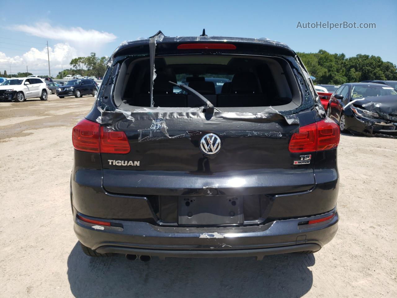 2017 Volkswagen Tiguan Sport Black vin: WVGUV7AX8HK010858