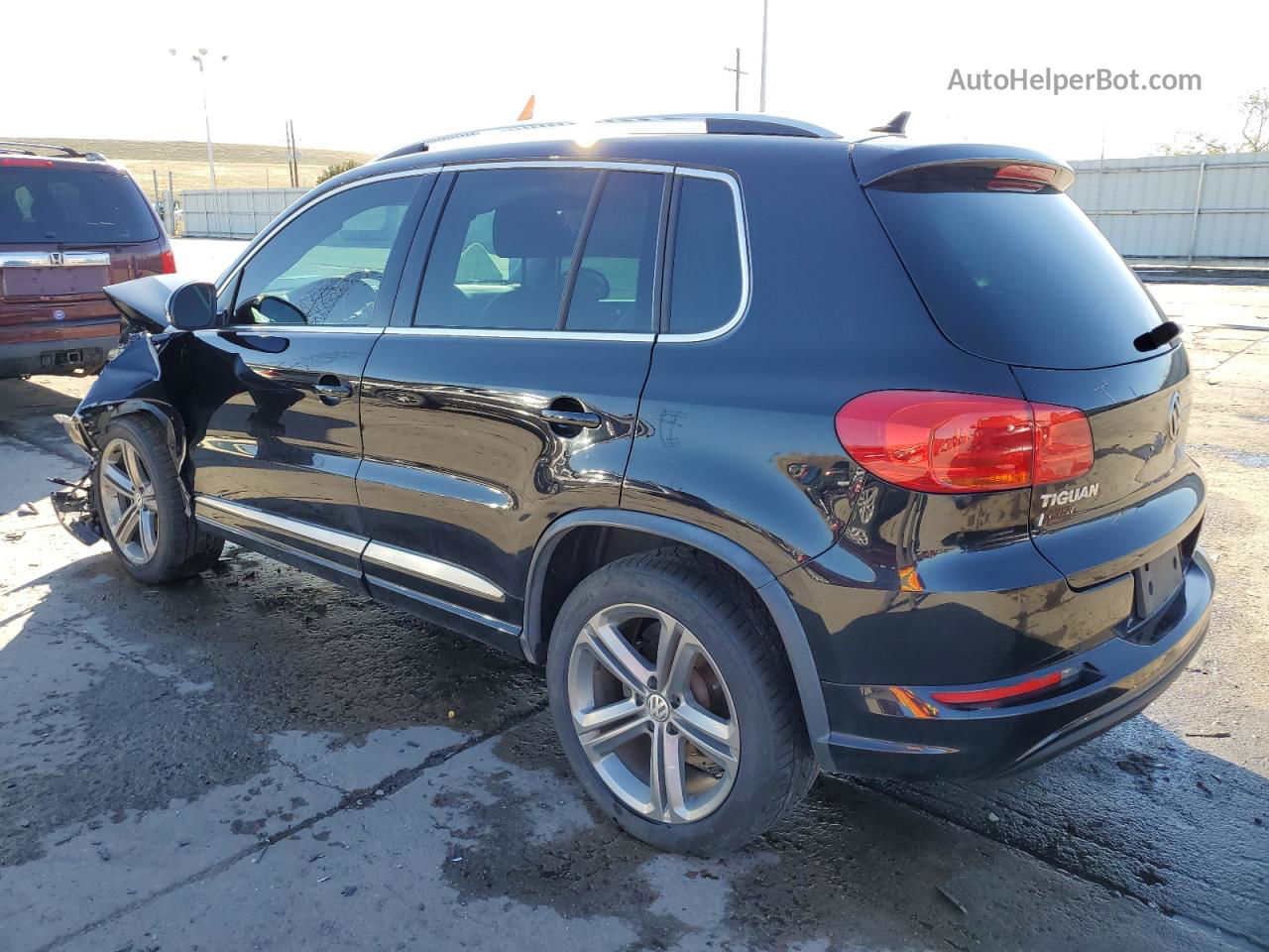 2017 Volkswagen Tiguan Sport Black vin: WVGUV7AXXHK011428