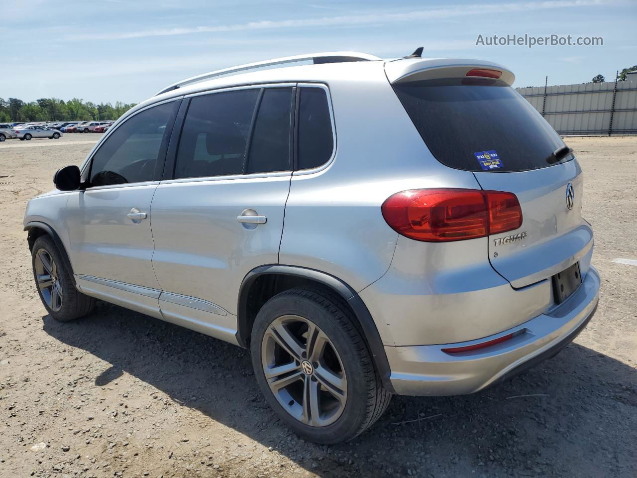 2017 Volkswagen Tiguan Sport Silver vin: WVGUV7AXXHW504504