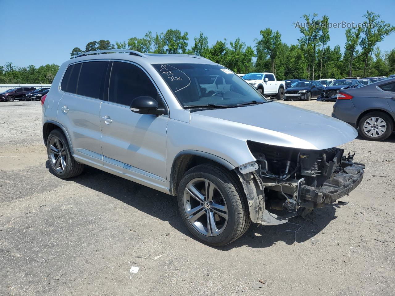 2017 Volkswagen Tiguan Sport Silver vin: WVGUV7AXXHW504504