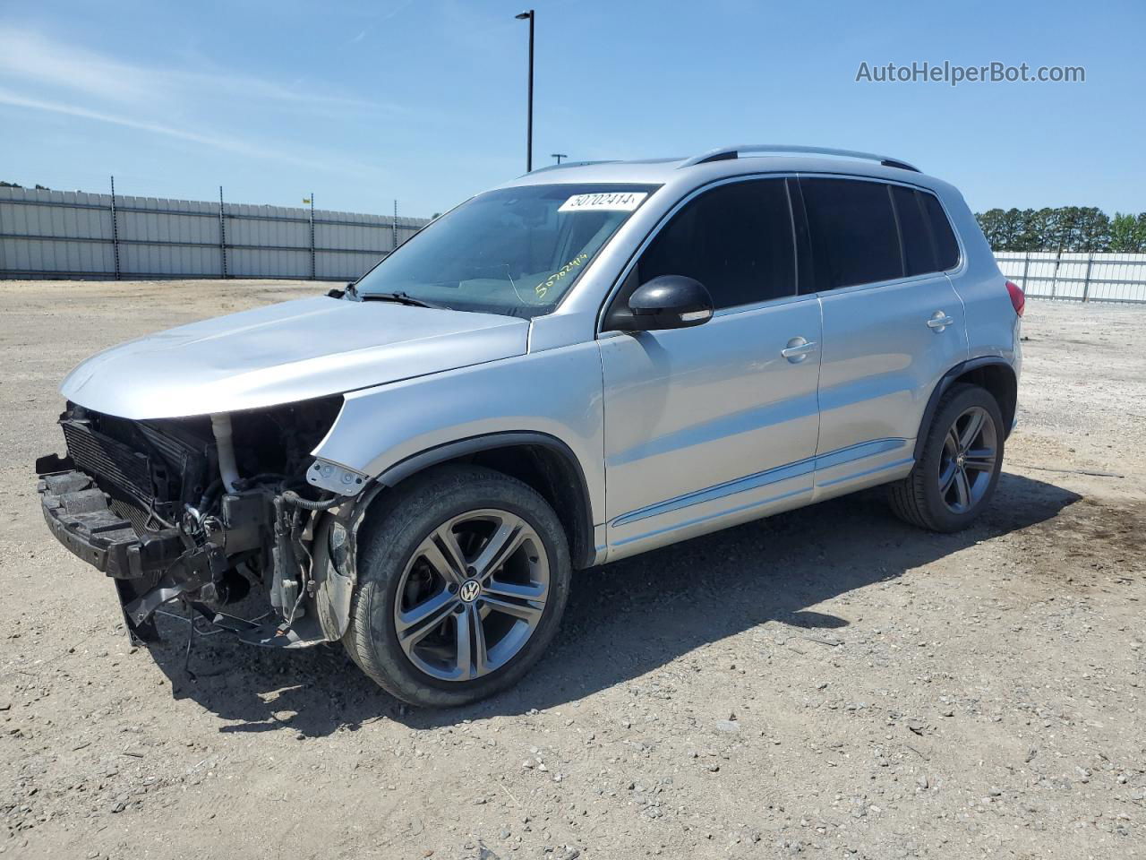 2017 Volkswagen Tiguan Sport Silver vin: WVGUV7AXXHW504504