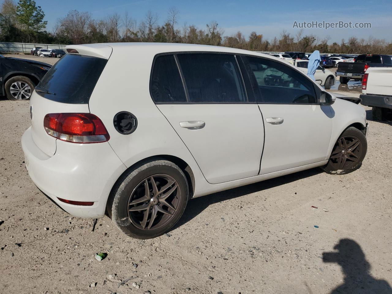 2014 Volkswagen Golf  White vin: WVWDB7AJ6EW007339