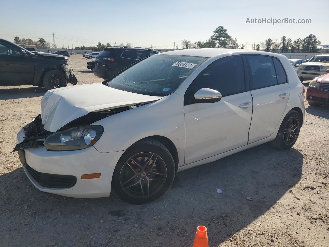 2014 Volkswagen Golf  White vin: WVWDB7AJ6EW007339