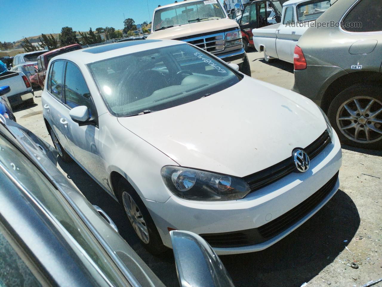 2014 Volkswagen Golf  White vin: WVWDB7AJ8EW003485