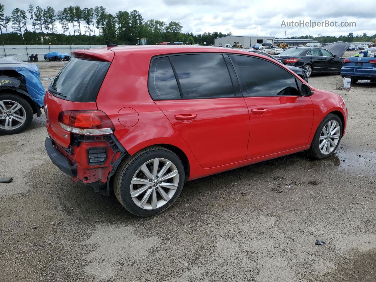 2014 Volkswagen Golf  Красный vin: WVWDM7AJ1EW004472