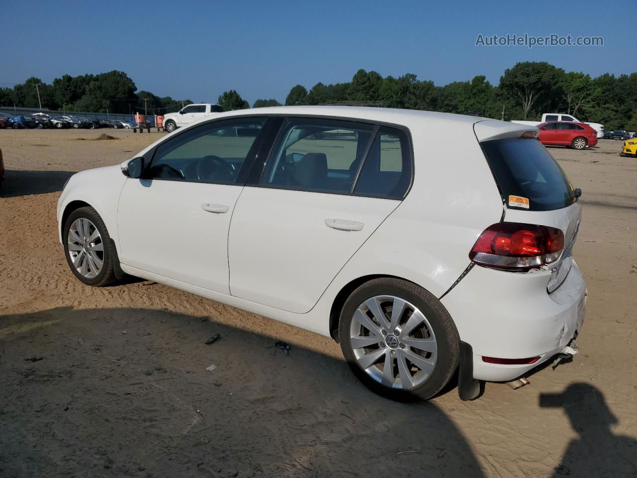 2014 Volkswagen Golf  White vin: WVWDM7AJ3EW008023