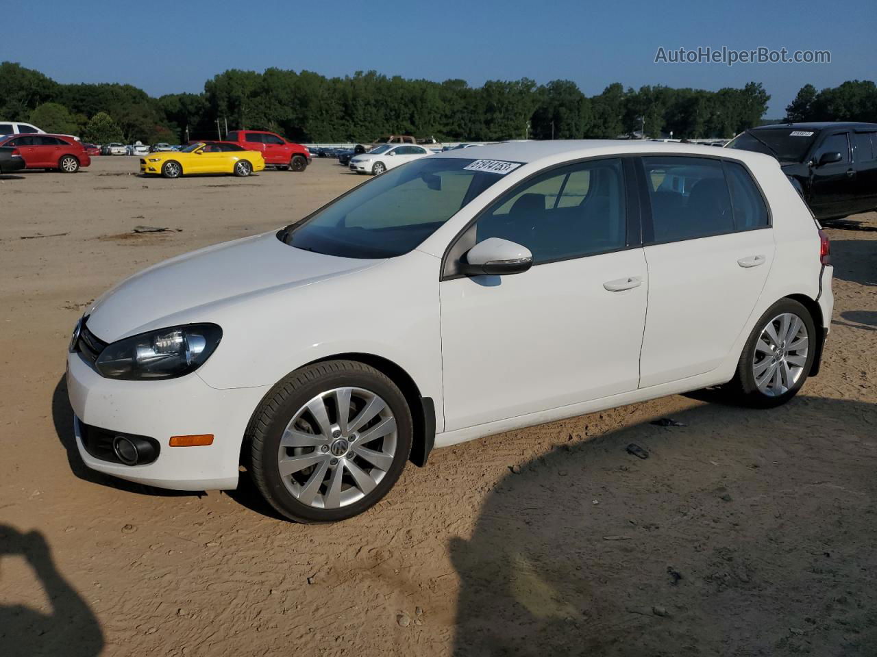 2014 Volkswagen Golf  White vin: WVWDM7AJ3EW008023