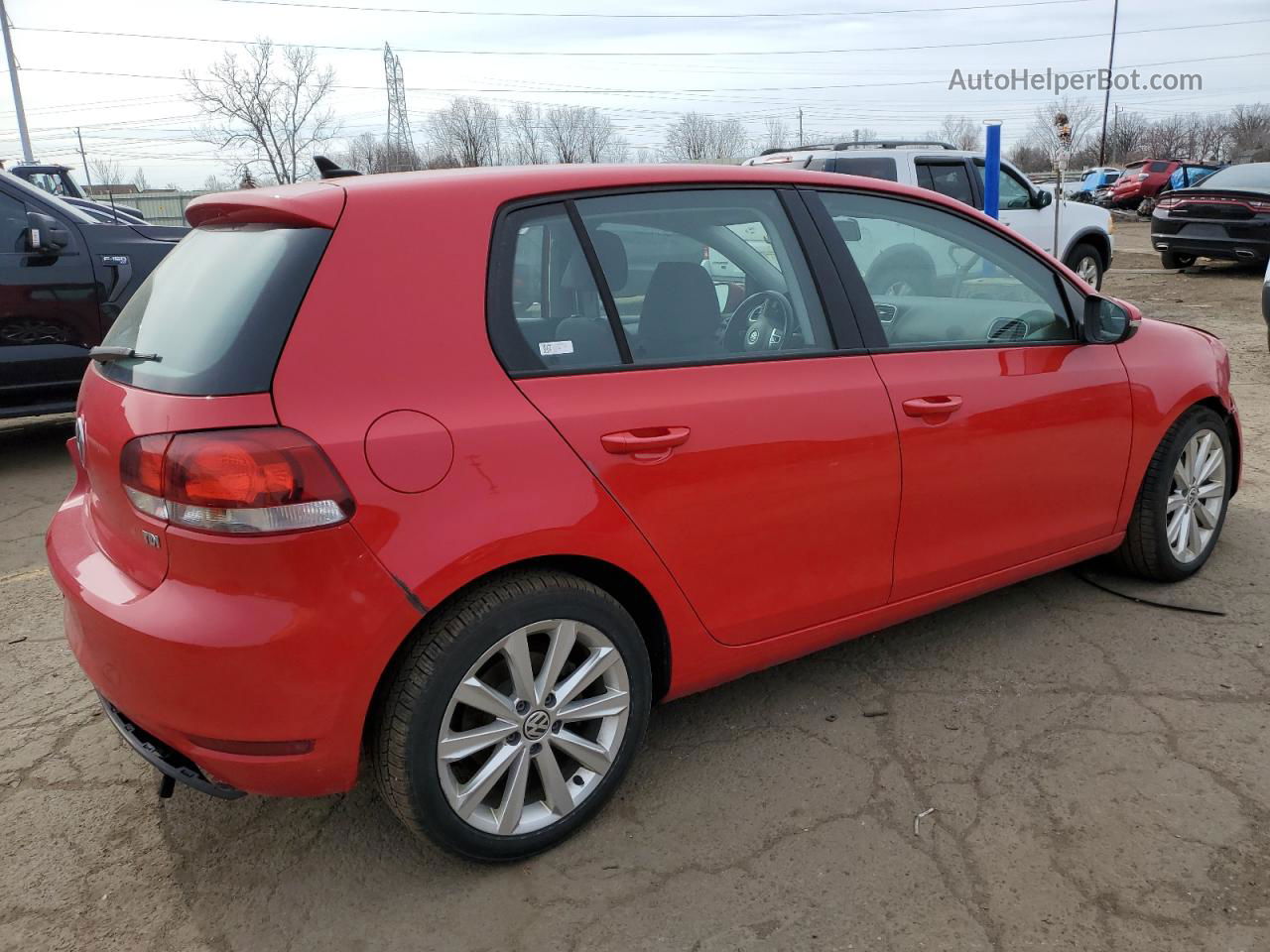 2014 Volkswagen Golf  Red vin: WVWDM7AJ4EW001503