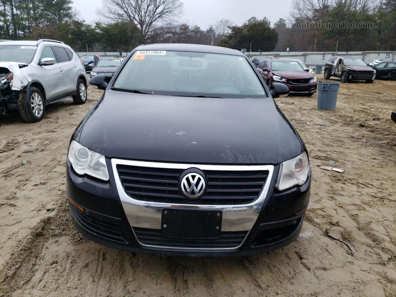 2013 Volkswagen Passat 2.0t Luxury Black vin: WVWEK73C66P135000