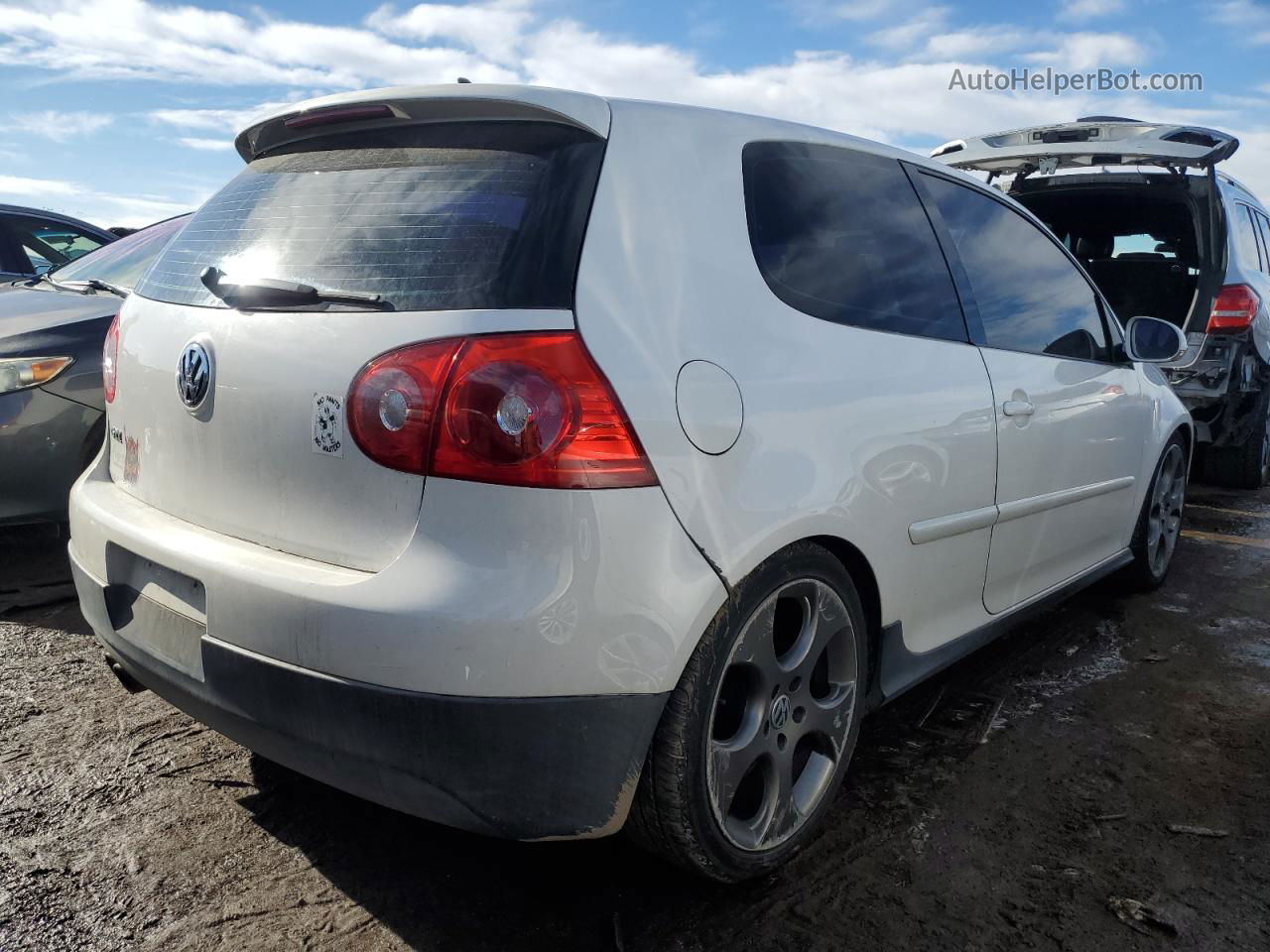 2009 Volkswagen Gti  White vin: WVWFD71KX9W131910