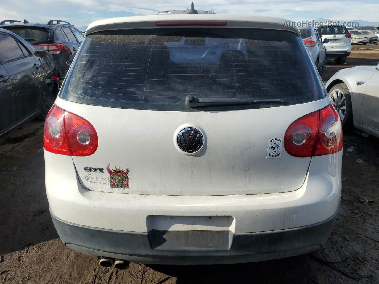 2009 Volkswagen Gti  White vin: WVWFD71KX9W131910