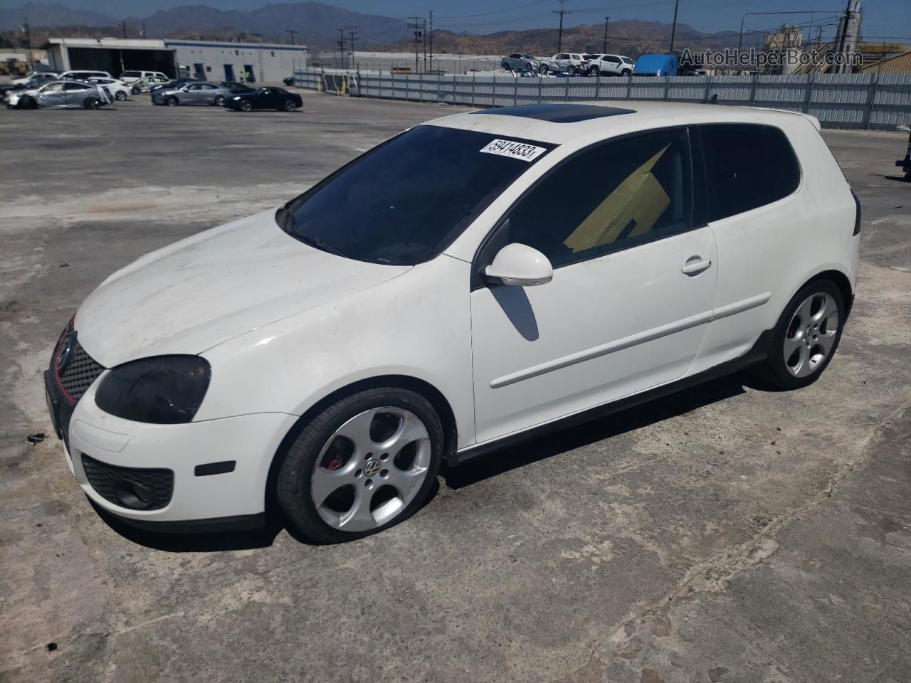 2008 Volkswagen Gti  White vin: WVWFV71K38W022930