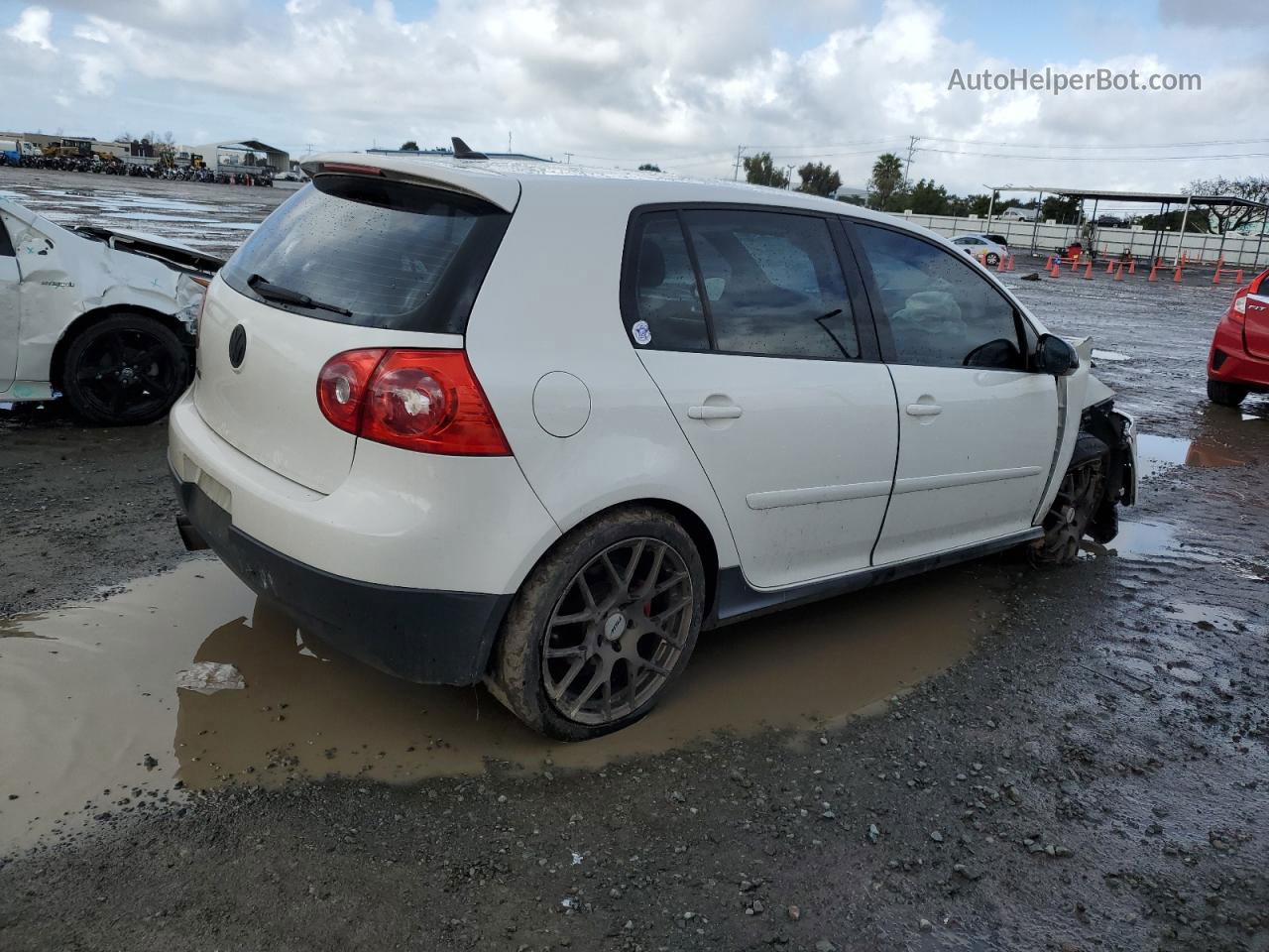 2008 Volkswagen Gti  White vin: WVWHV71K78W141699