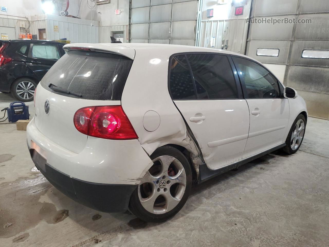 2008 Volkswagen Gti  White vin: WVWHV71K88W283866