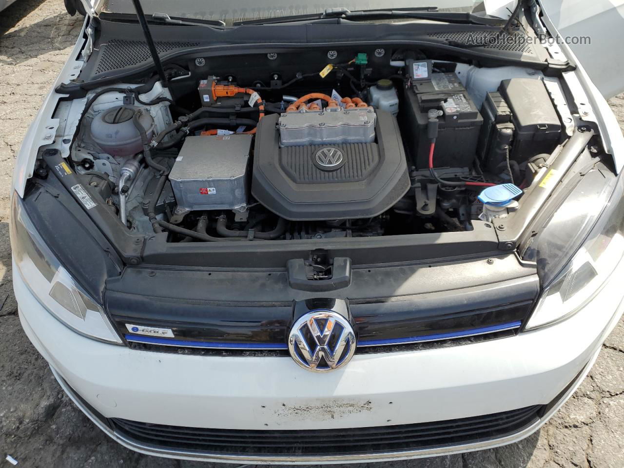 2016 Volkswagen E-golf Se Белый vin: WVWKP7AU0GW911192