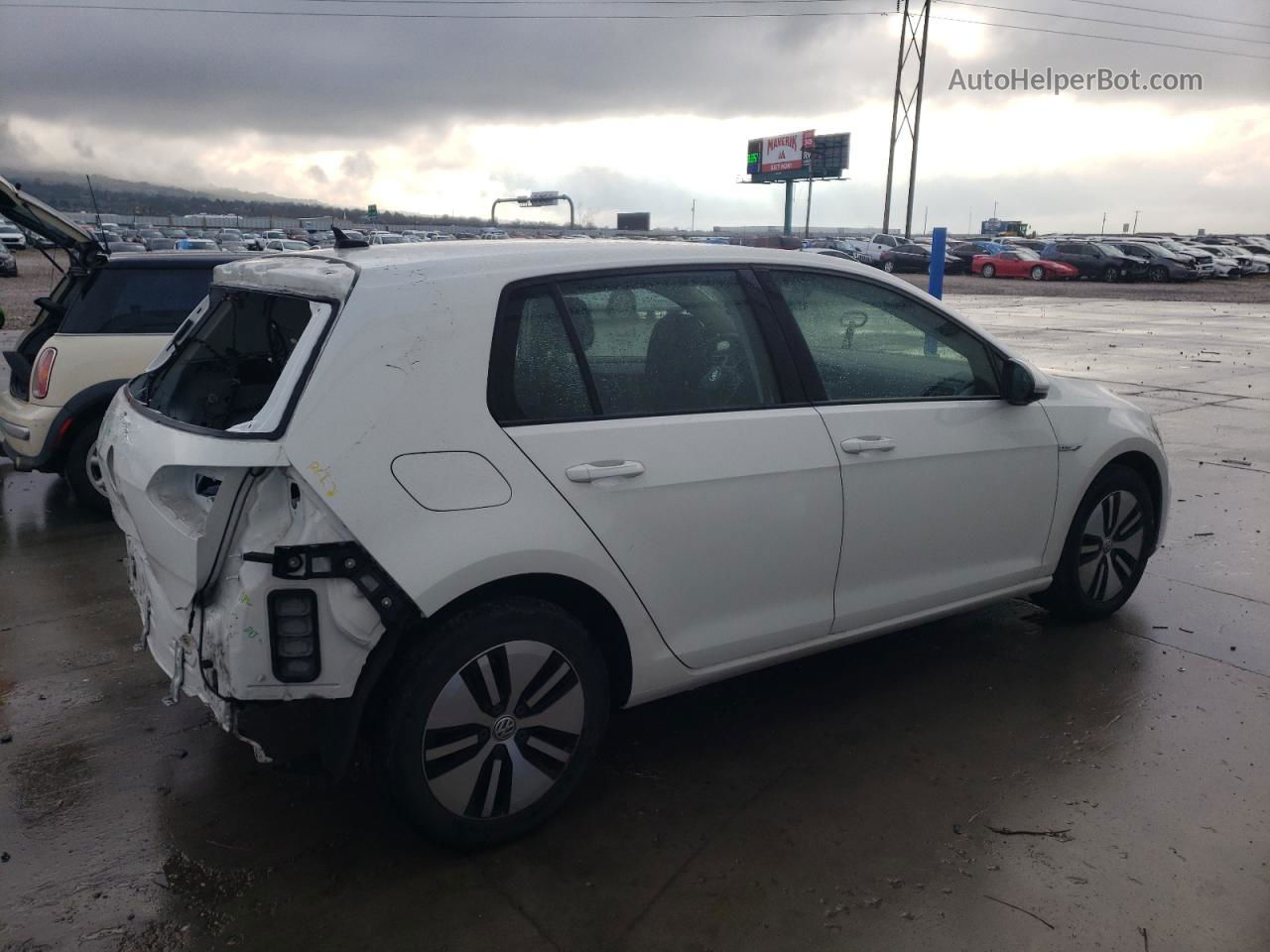 2016 Volkswagen E-golf Se Белый vin: WVWKP7AU1GW911072