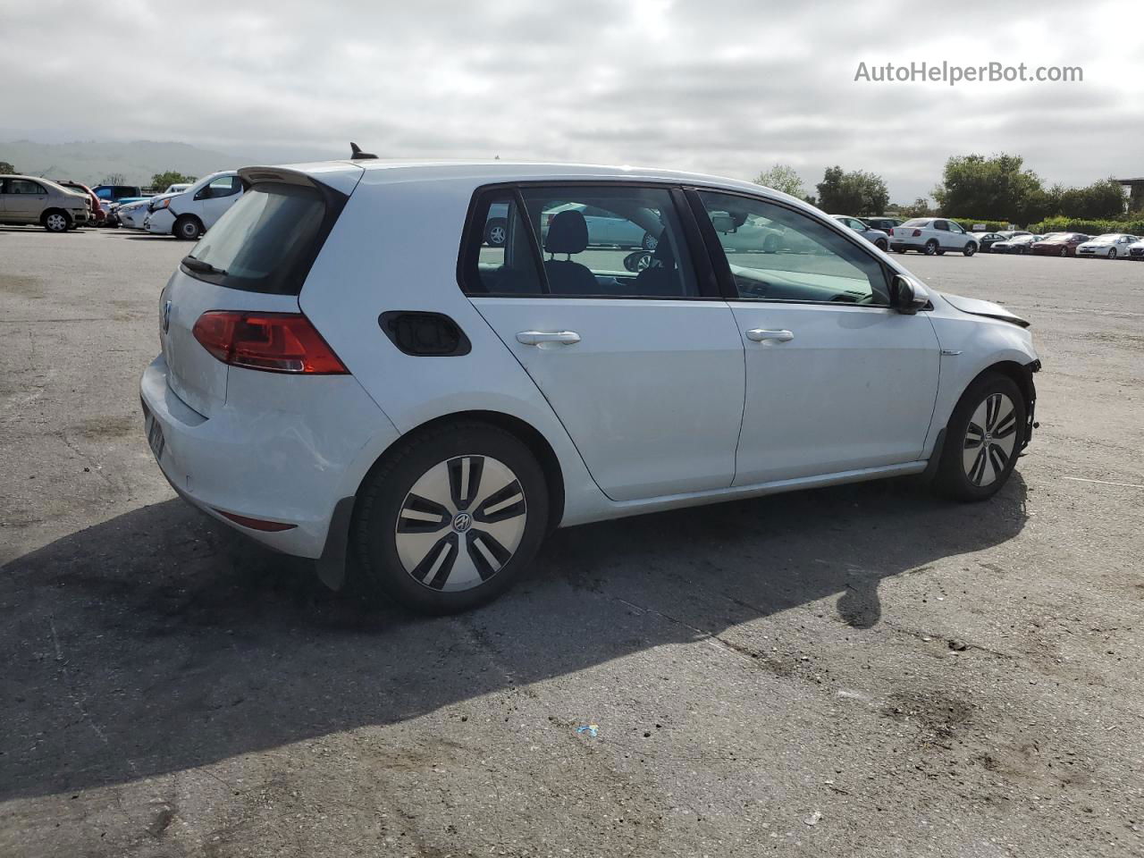 2016 Volkswagen E-golf Se White vin: WVWKP7AU2GW915096