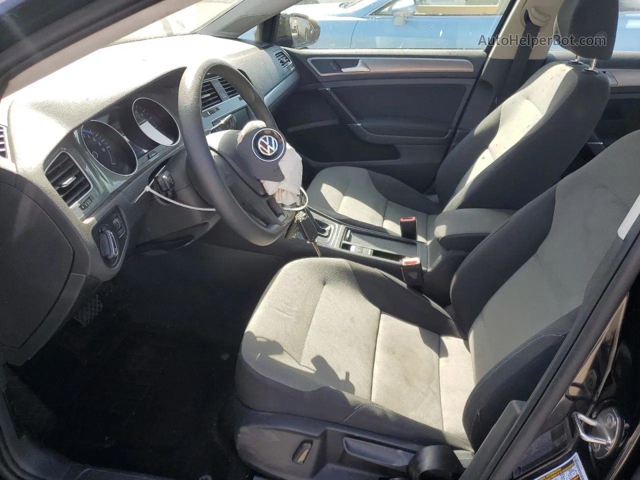 2016 Volkswagen E-golf Se Черный vin: WVWKP7AU2GW915874