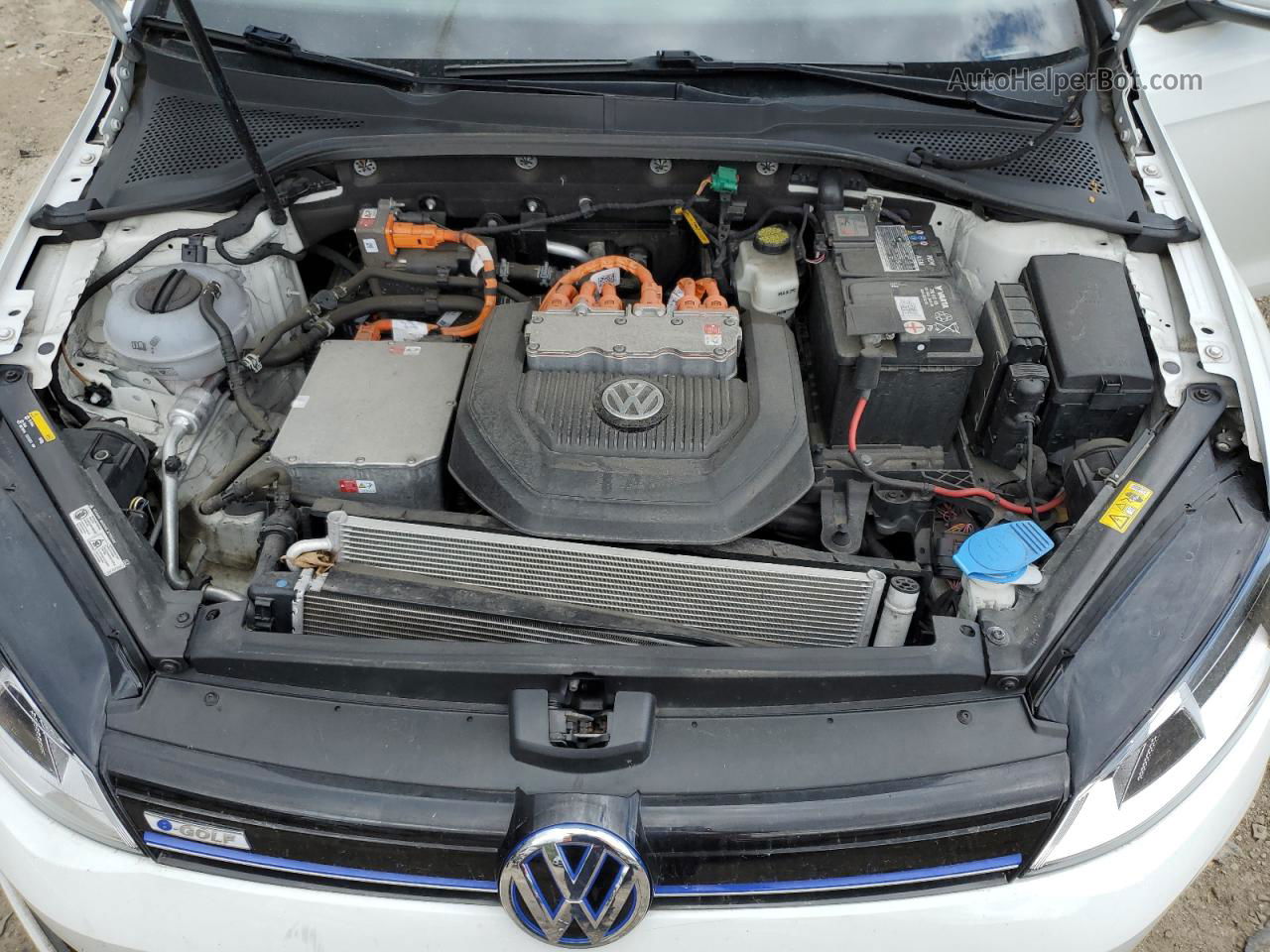 2016 Volkswagen E-golf Se Белый vin: WVWKP7AU9GW907982